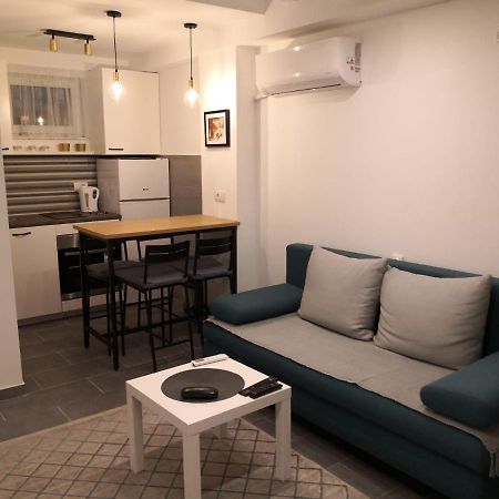 Bibi Zahumska Apartman Beograd Ngoại thất bức ảnh